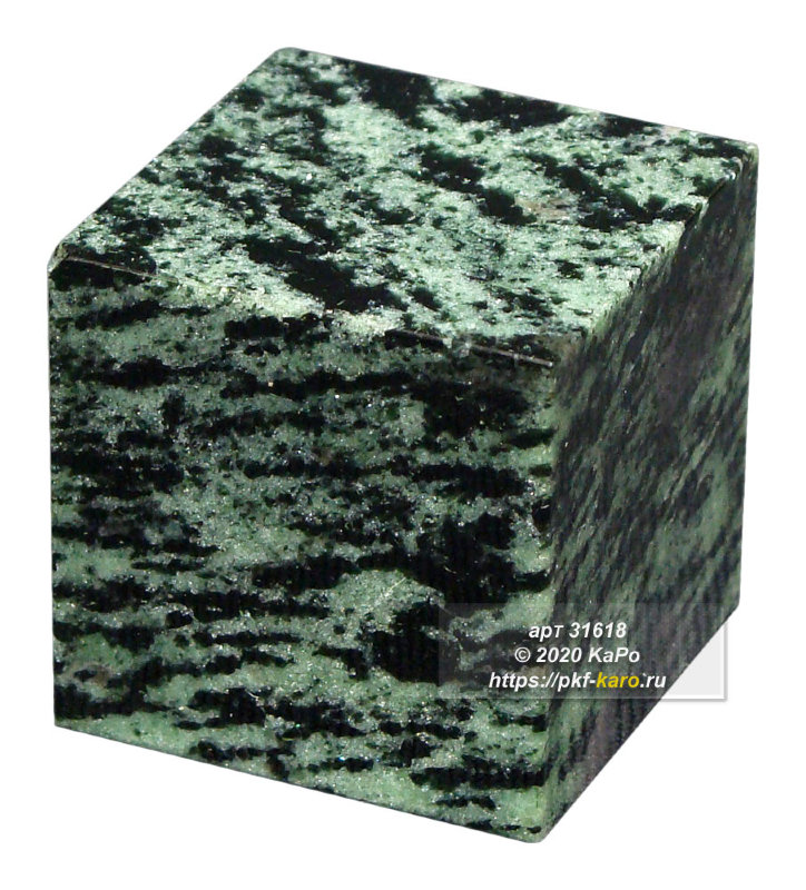 Кубик из цоизита Кубик из цоизита. На фото типовое изделие, оригинал может отличаться по размеру и весу (в пределах 10%), цвету, рисунку камня. 