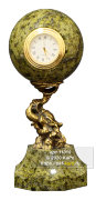Часы из змеевика и бронзы "Слон с шаром"