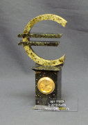 Часы из змеевика "Евро"