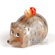 Фигурка из селенита "Еж с грибом" 