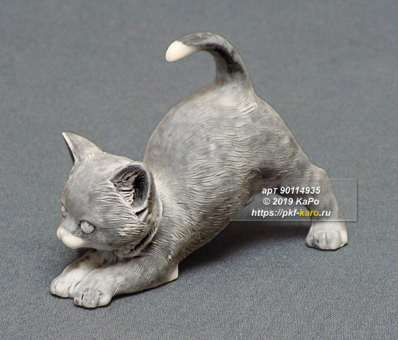 Фигурка из мрамолита &quot;Котёнок играет&quot; Сувенир "Котёнок играет" из мрамолита. На фото типовое изделие, оригинал может отличаться по цвету и рисунку камня.