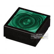 Шкатулка из малахита и долерита 