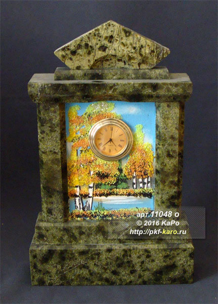 Часы каминные - мини &quot;Осень&quot; Часы из змеевика На фото типовое изделие, оригинал может незначительно отличаться по размеру и весу (в пределах 10%), цвету, рисунку камня.